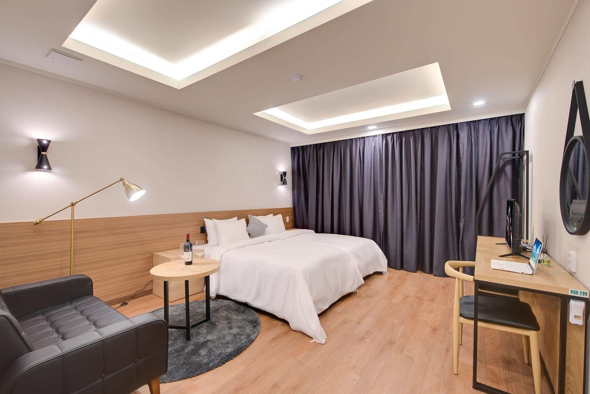 M Hotel Seul Dış mekan fotoğraf