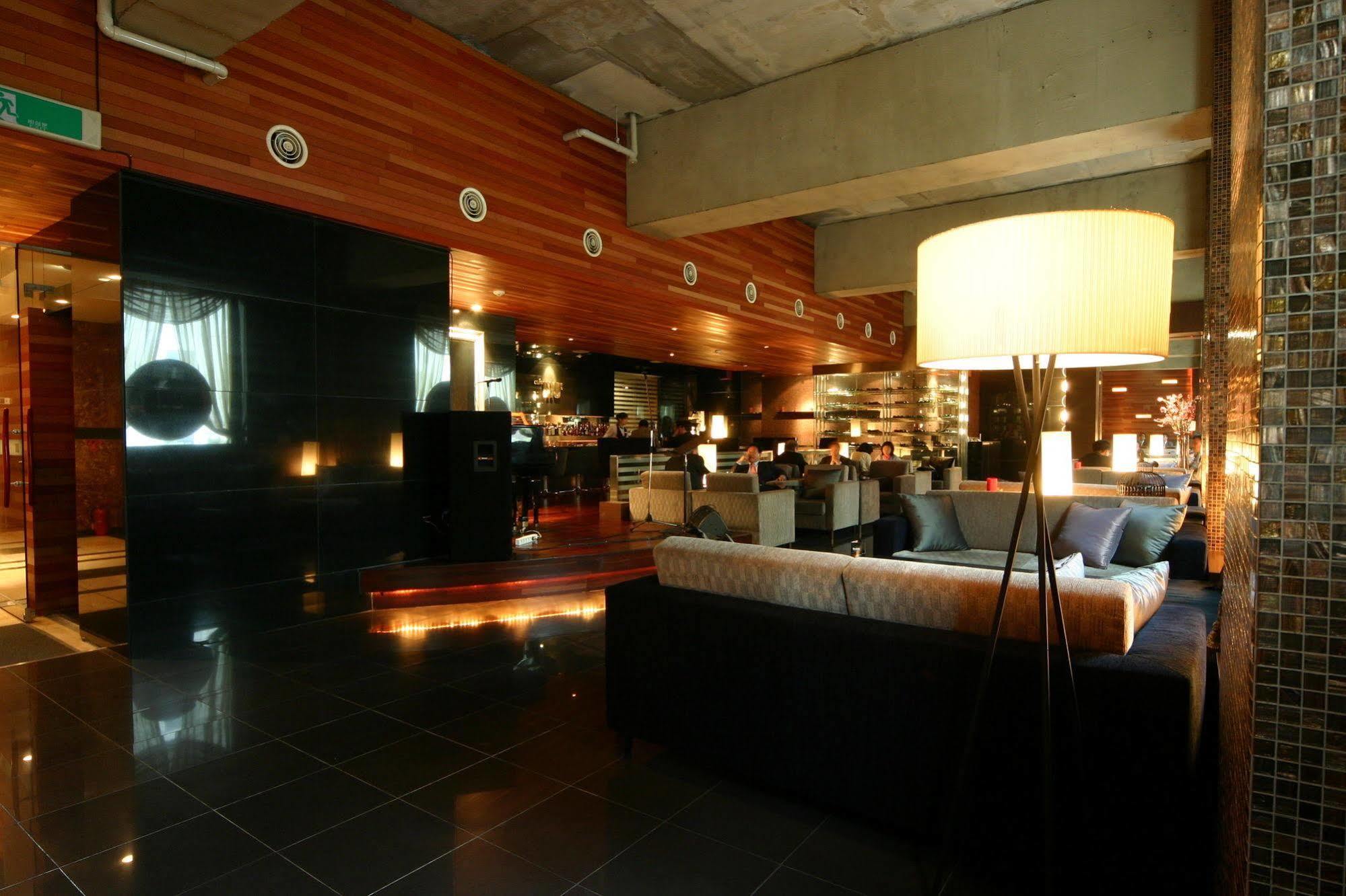 M Hotel Seul Dış mekan fotoğraf